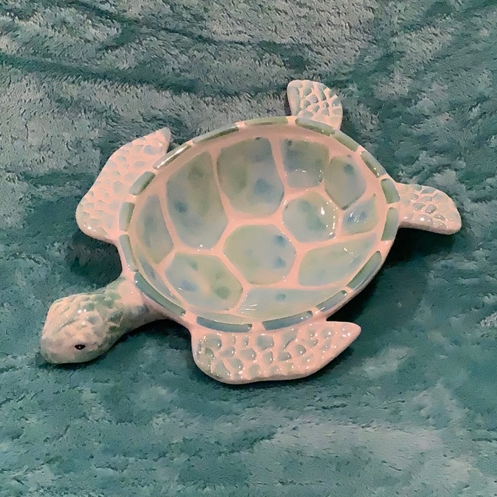 Ceramic SeaTurtle Serve Bowl or Jewelry Dish NWT Coastal Collection 10”X7.5X2.5